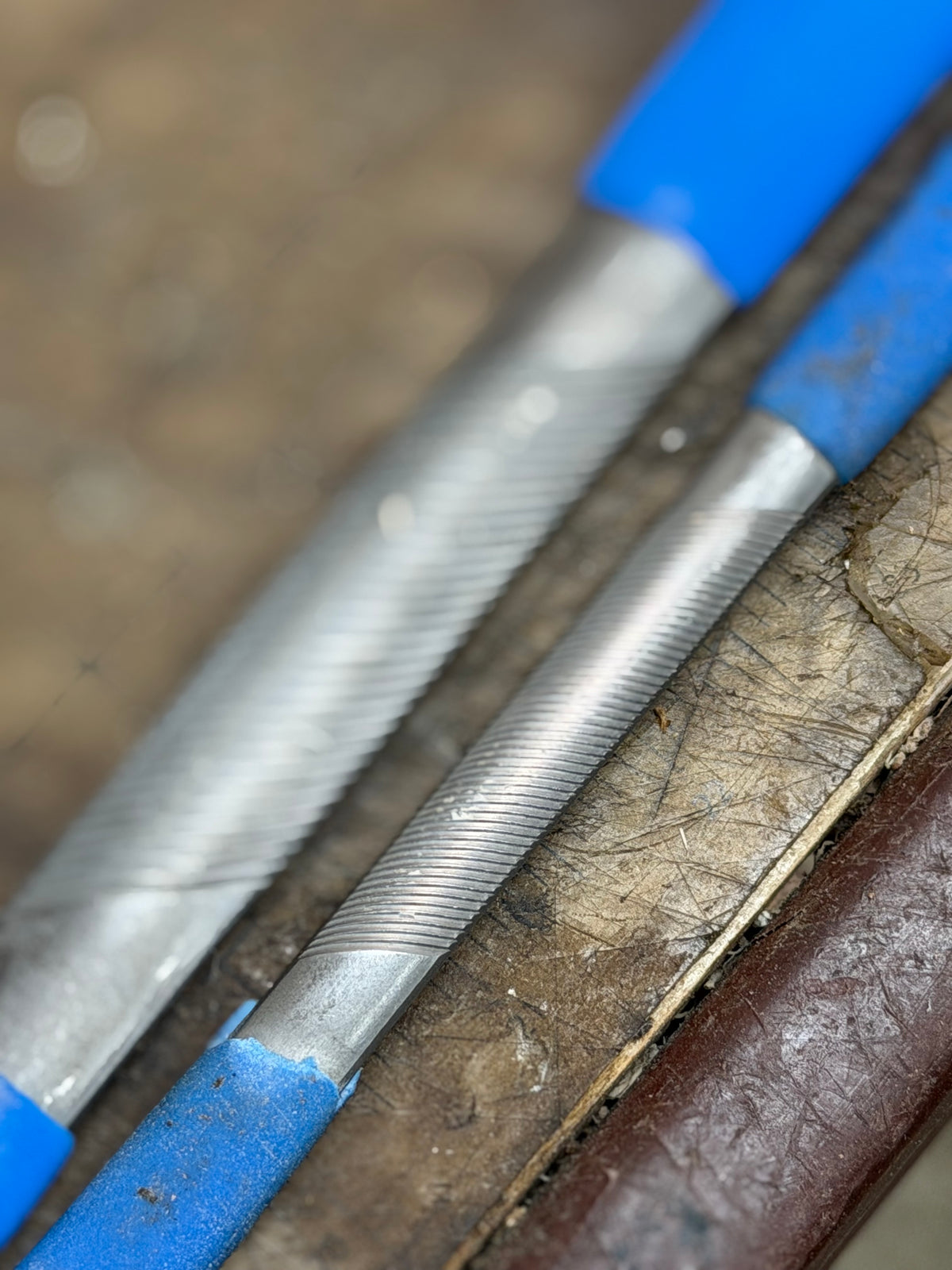 (NEW) Iwasaki Large Half-Round Draw File {Blue Handle}