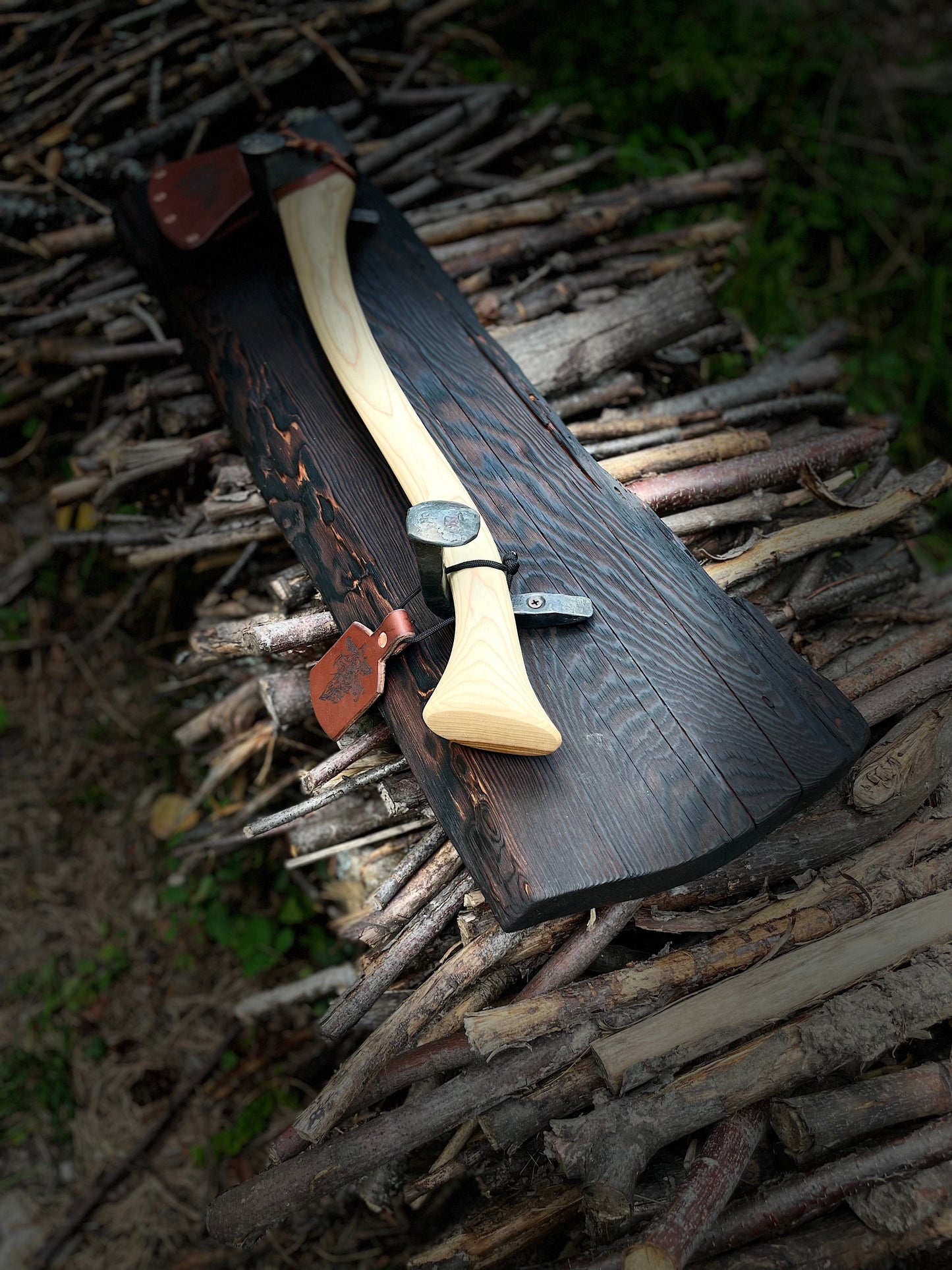 Pitted Kelly Perfect, Hickory Handle, & Mount
