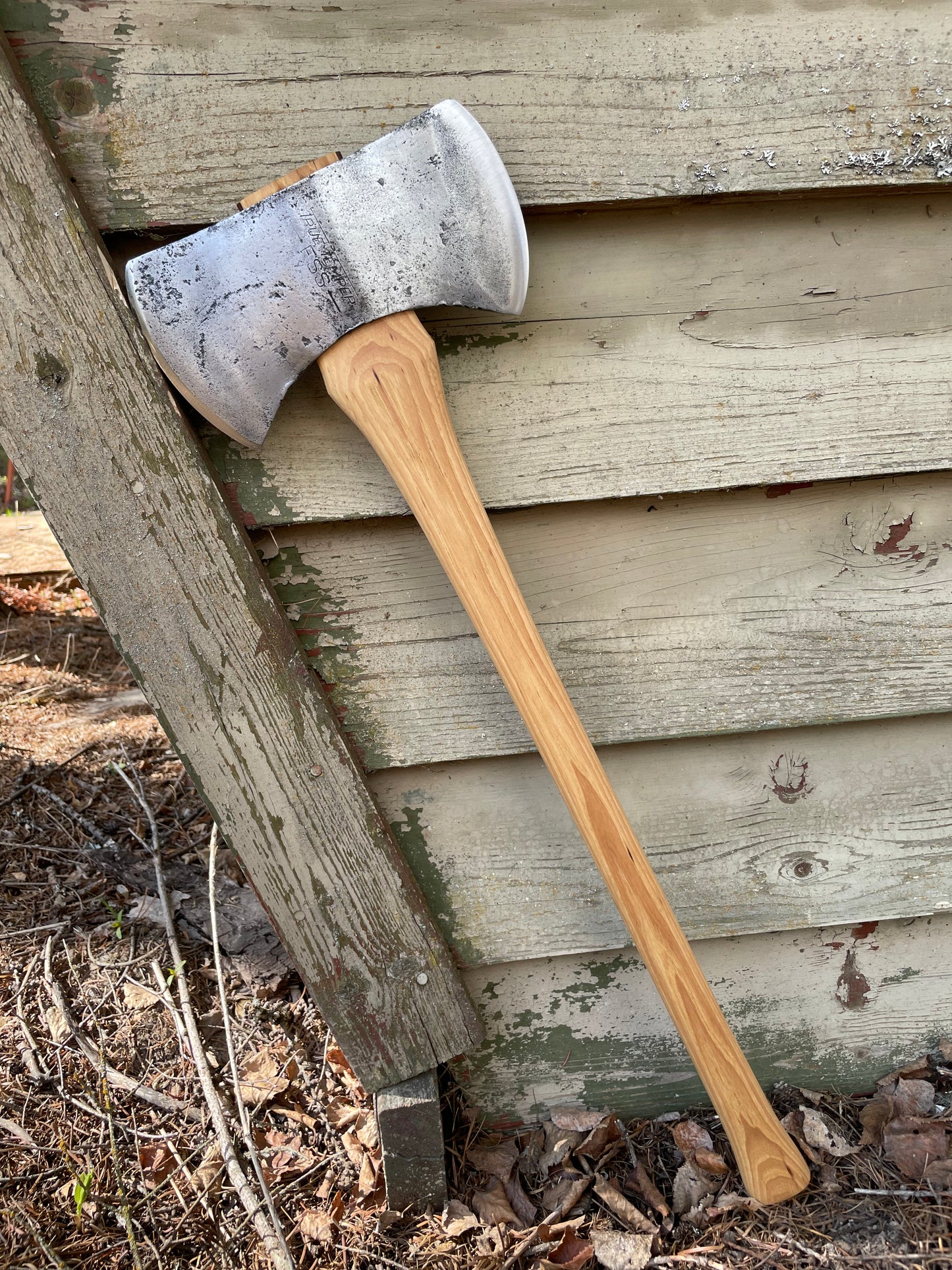 FSS True Temper Cruiser - Hickory handle & Walnut wedge